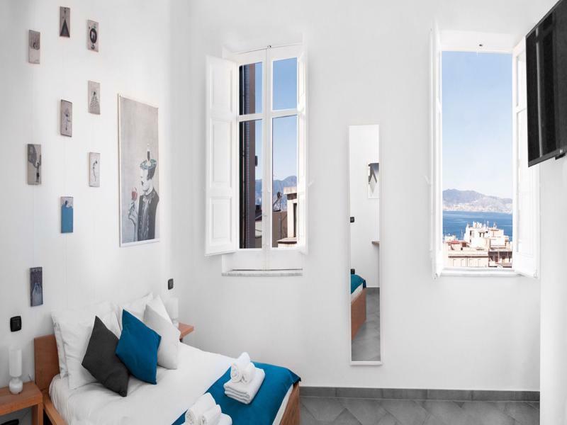 B&B Fuori Squadro - In Centro Con Terrazza Relax Vista Mare เรจโจ ดี คาลาเบีย ภายนอก รูปภาพ